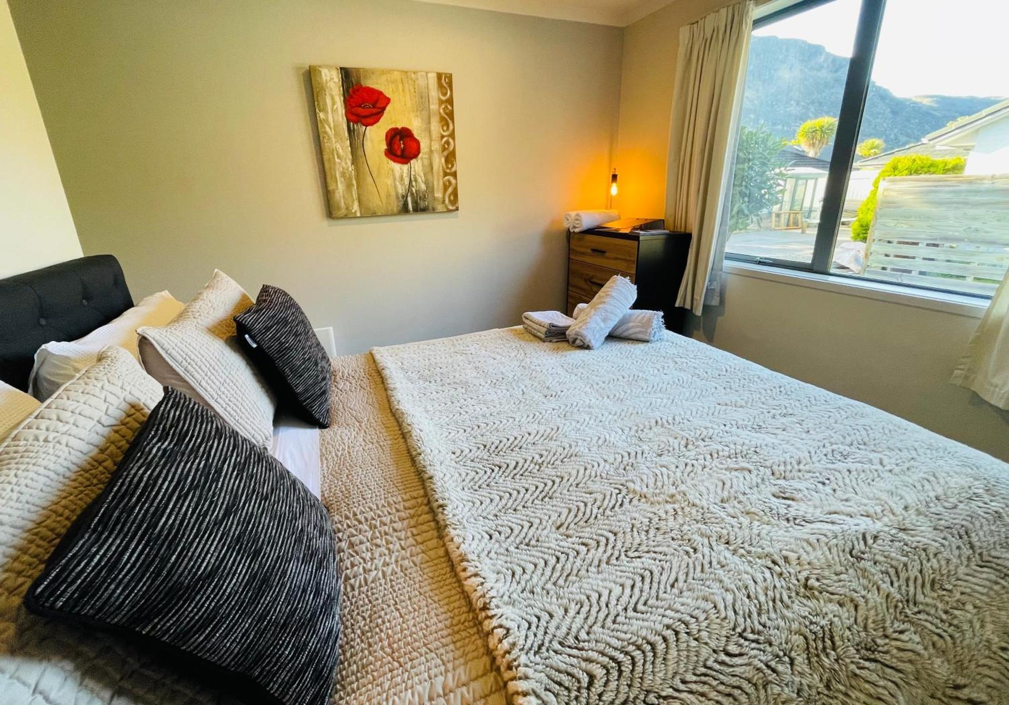 Villa Alpine Mirage Queenstown Exterior foto